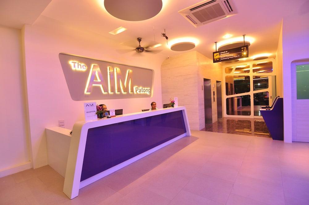 The Aim Patong Hotel Buitenkant foto