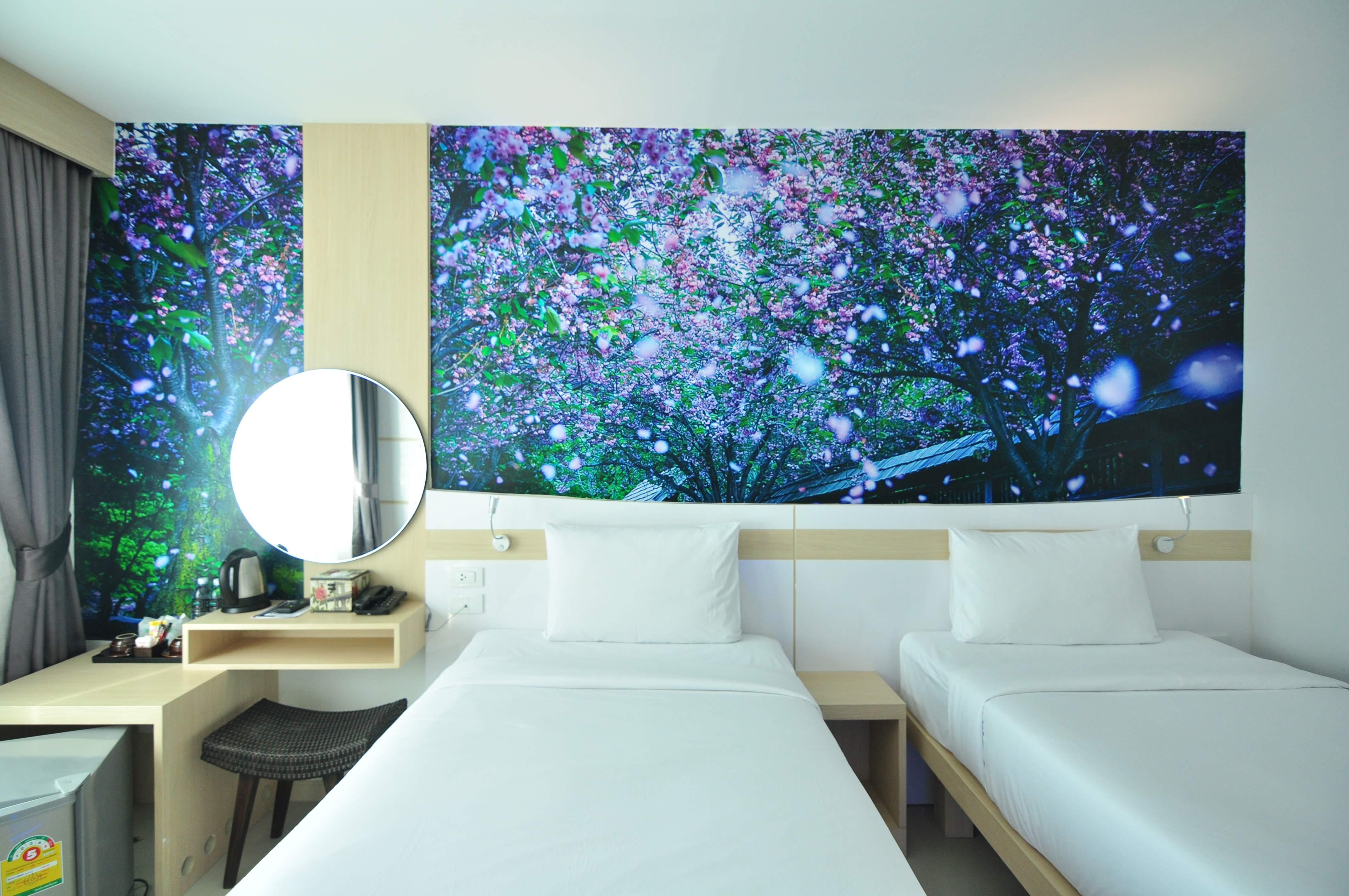 The Aim Patong Hotel Buitenkant foto