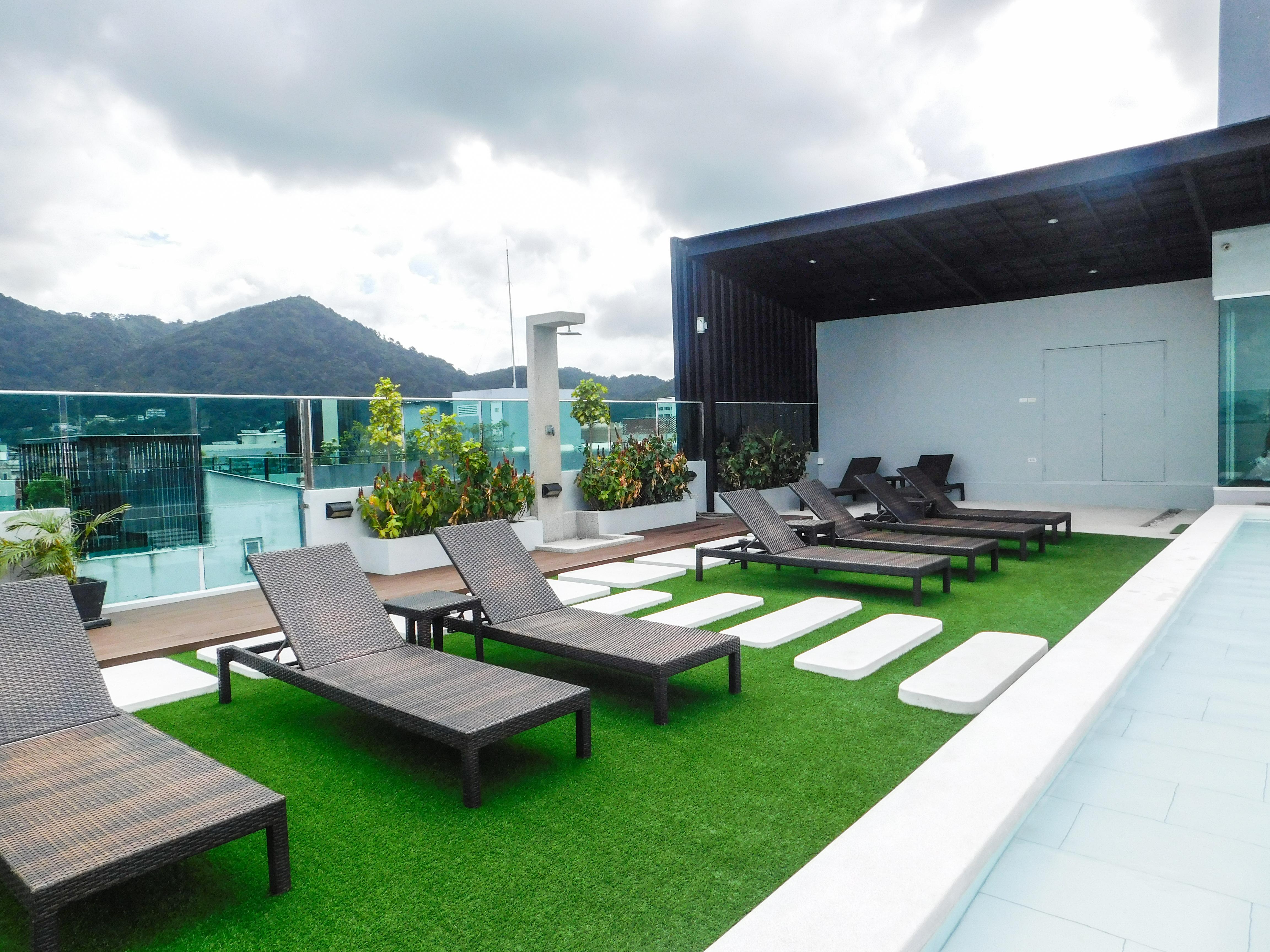 The Aim Patong Hotel Buitenkant foto