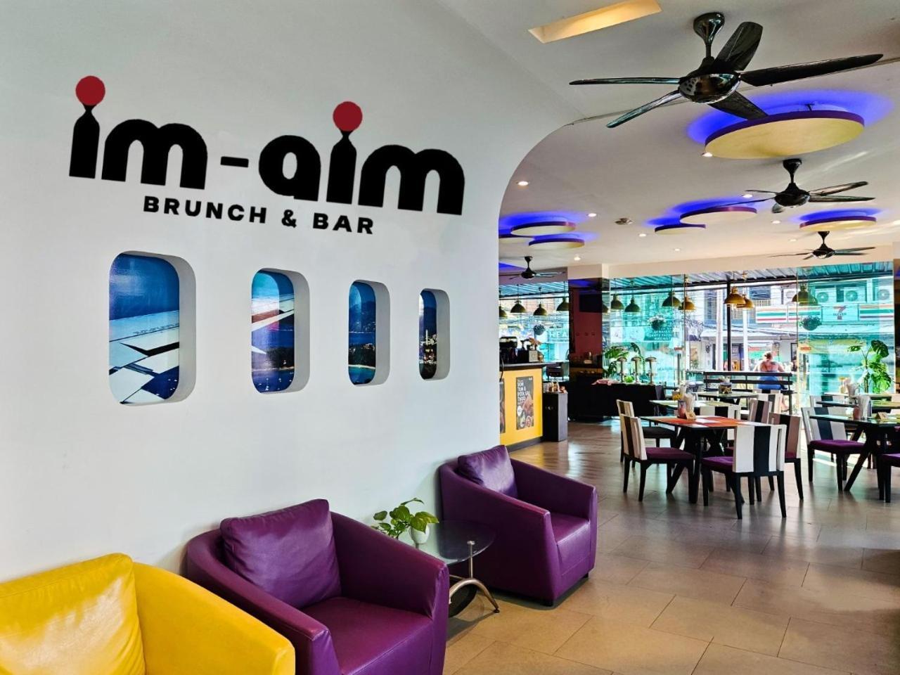 The Aim Patong Hotel Buitenkant foto