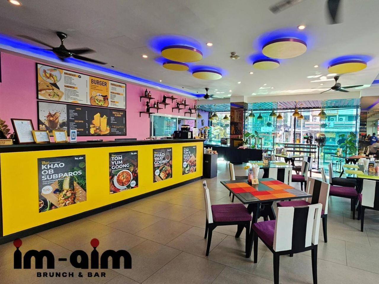 The Aim Patong Hotel Buitenkant foto