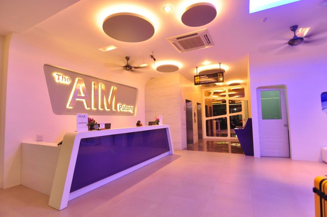 The Aim Patong Hotel Buitenkant foto